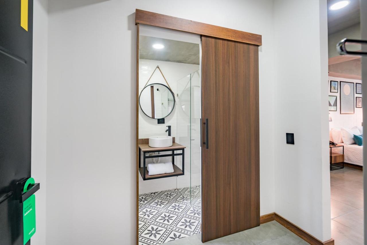 Aparthotel Loft 32 Medellin Living Zewnętrze zdjęcie